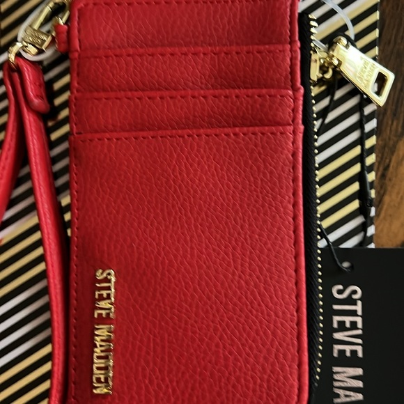 Steve Madden Zip Around Cardcase Wristlet - Picture 2 of 9